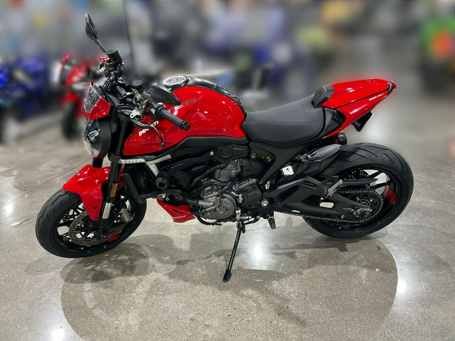 2022 Ducati Monster