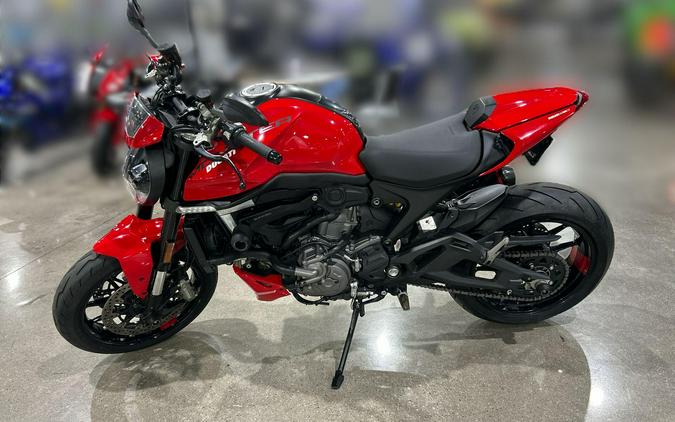 2022 Ducati Monster