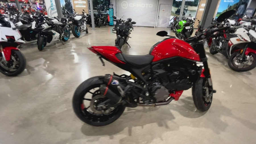 2022 Ducati Monster