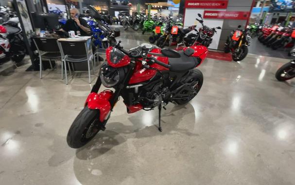 2022 Ducati Monster