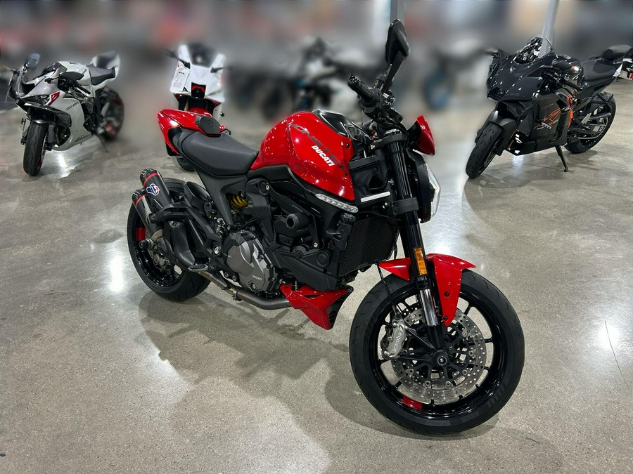 2022 Ducati Monster