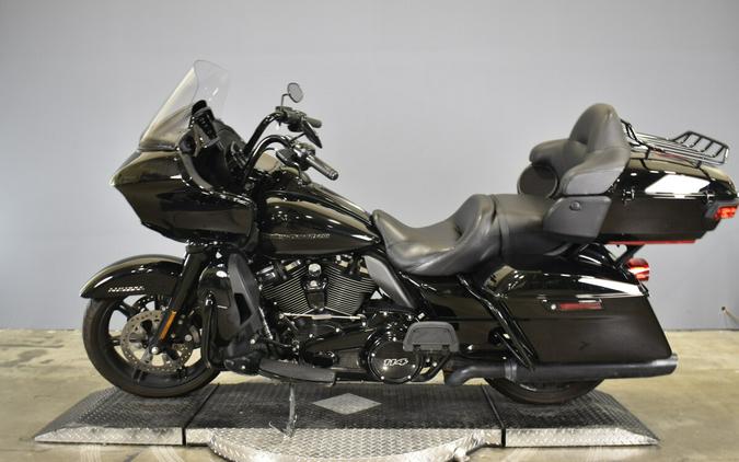 2022 Harley-Davidson Road Glide Limited Black