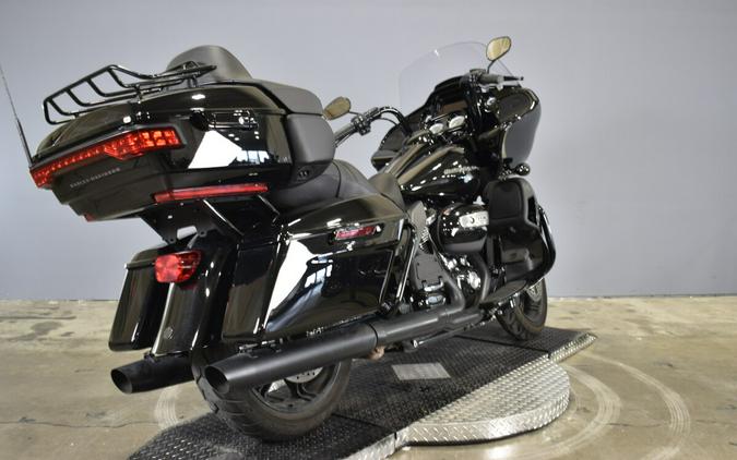 2022 Harley-Davidson Road Glide Limited Black