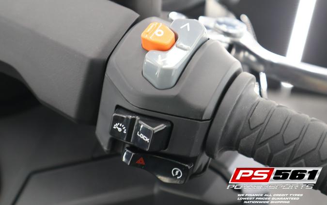 2026 Kymco AK 550i Premium