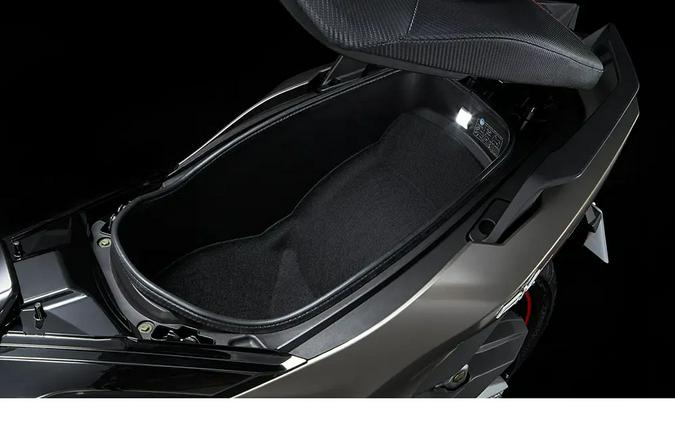 2026 Kymco AK 550i Premium