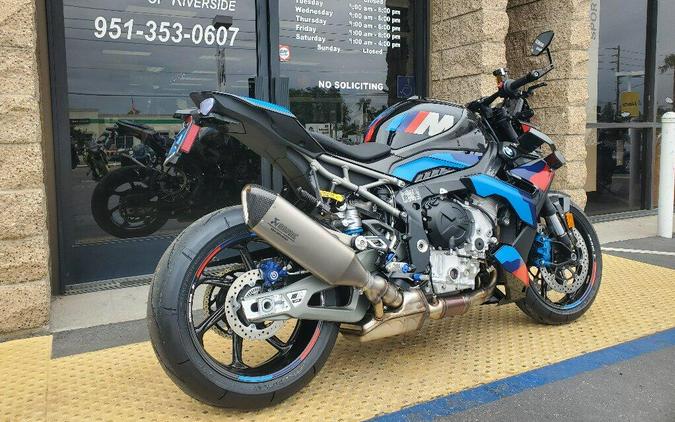 New 2026 BMW M1000R
