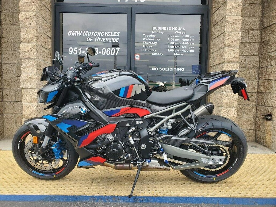 New 2026 BMW M1000R