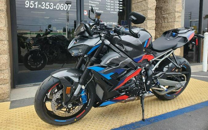 New 2026 BMW M1000R