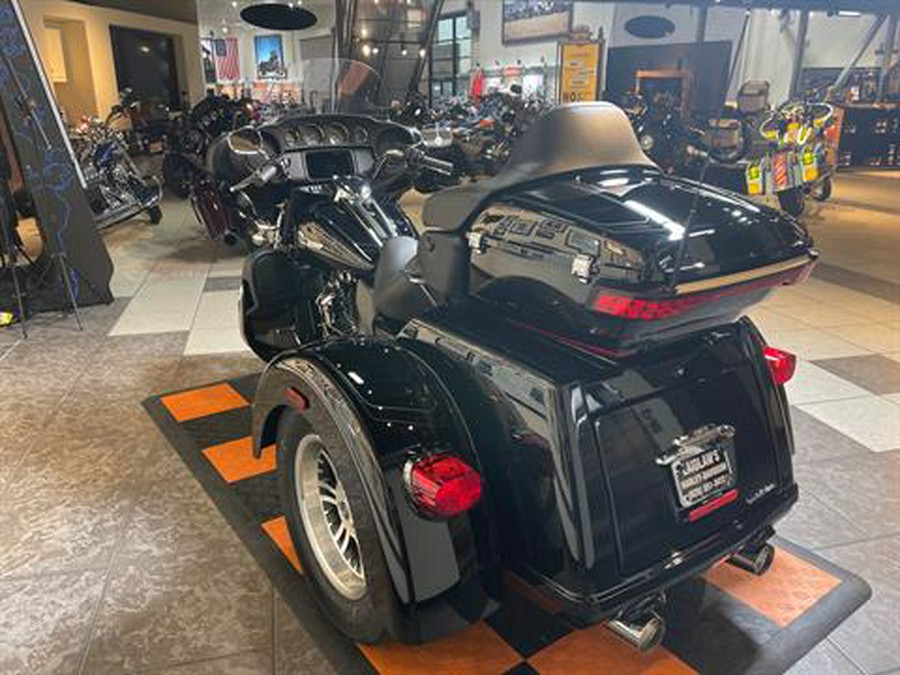 2023 Harley-Davidson Tri Glide® Ultra