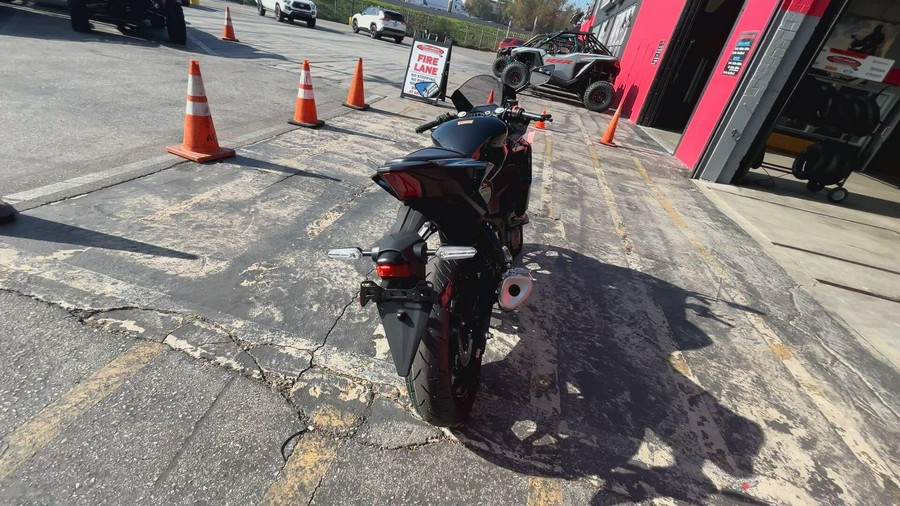 2026 Yamaha YZF-R3 ABS