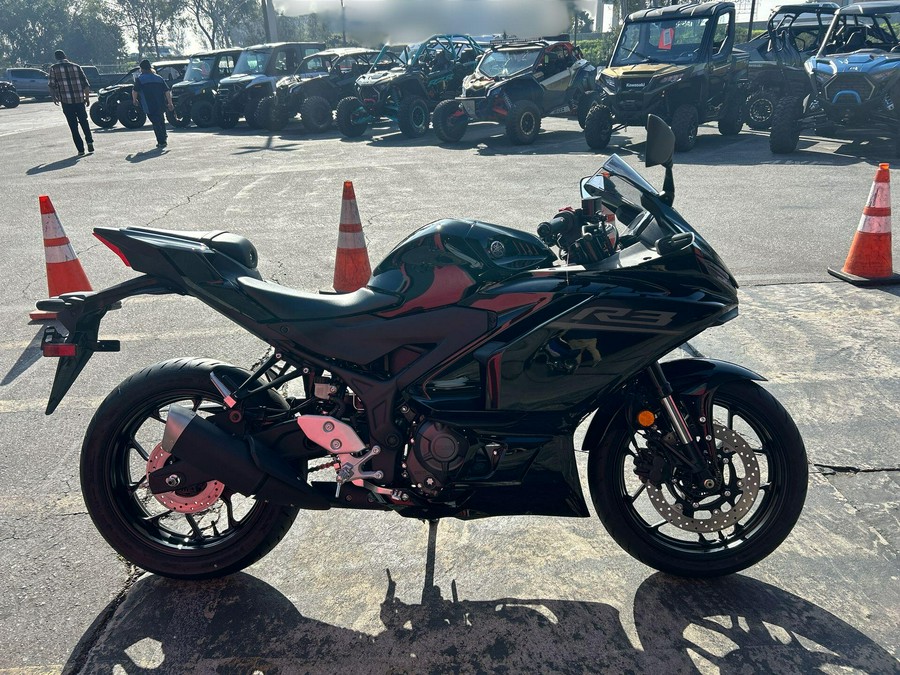 2026 Yamaha YZF-R3 ABS