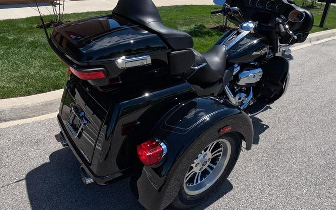 2024 Harley-Davidson® FLHTCUTG - Tri Glide® Ultra