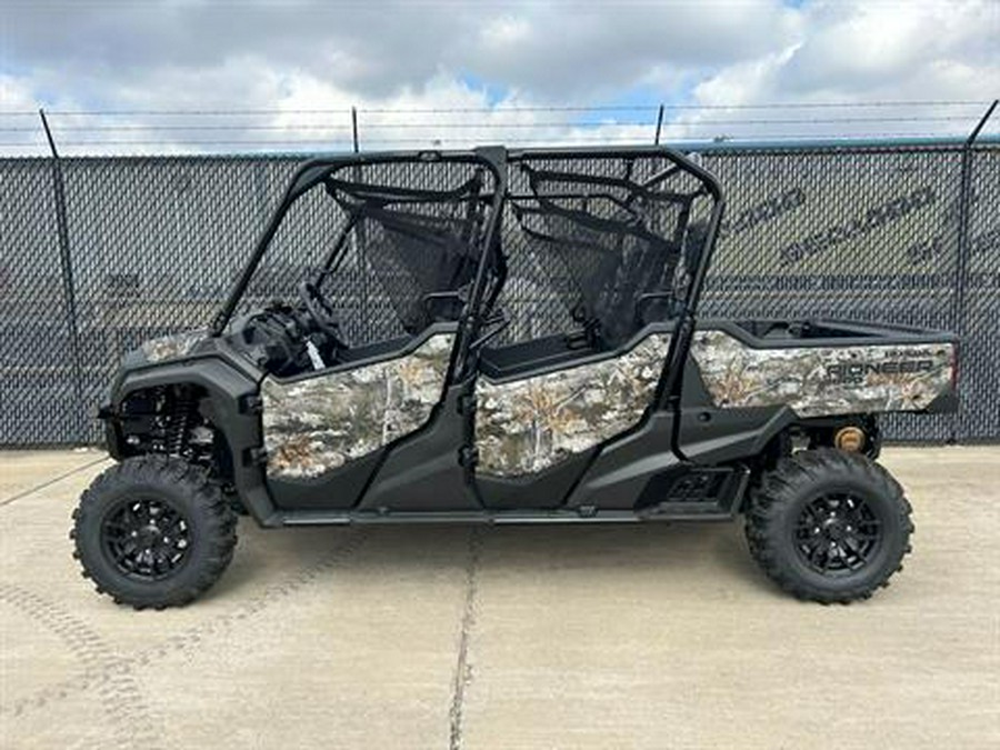 2025 Honda Pioneer 1000-6 Deluxe Crew