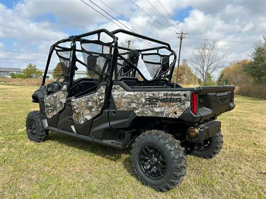 2025 Honda Pioneer 1000-6 Deluxe Crew