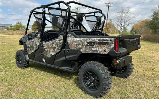 2025 Honda Pioneer 1000-6 Deluxe Crew