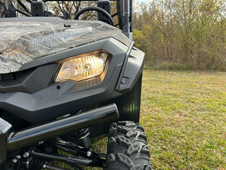 2025 Honda Pioneer 1000-6 Deluxe Crew