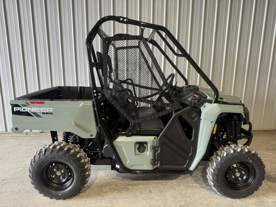 2026 Honda Pioneer 520