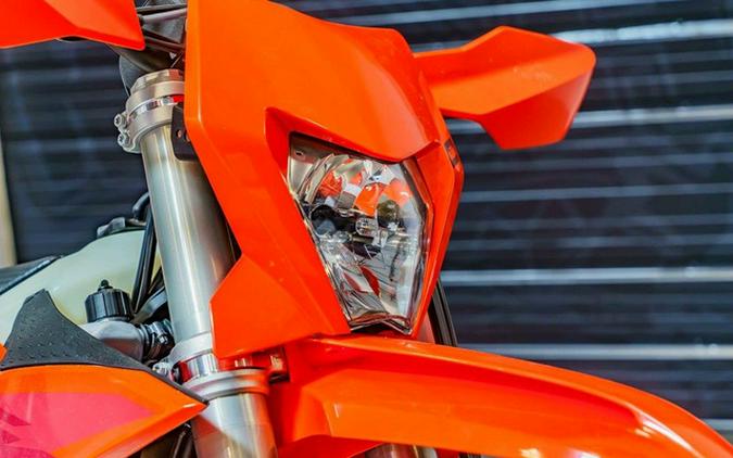 2027 KTM XC 300 W