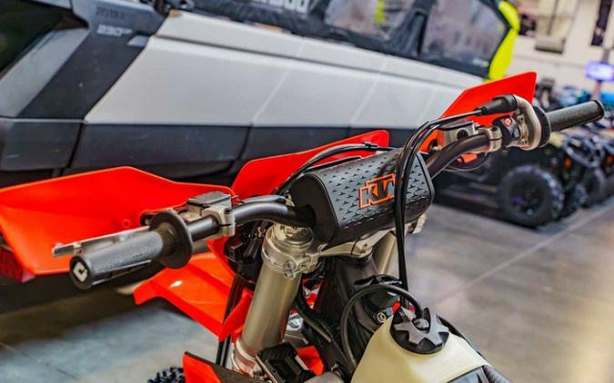 2027 KTM XC 300 W