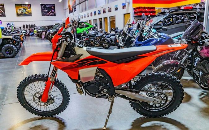 2027 KTM XC 300 W