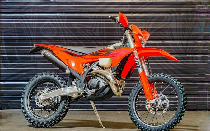 2027 KTM XC 300 W