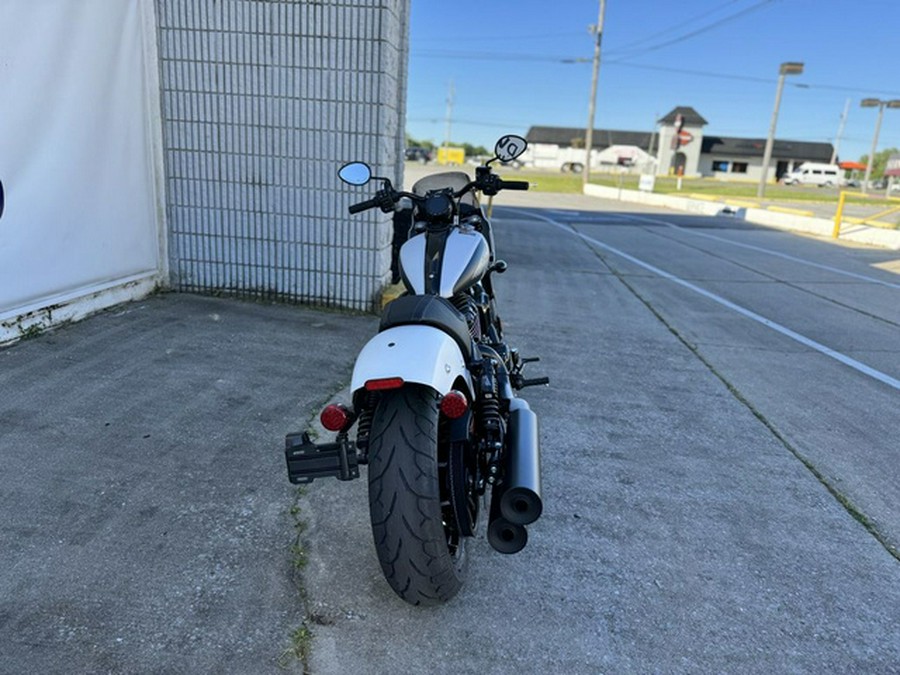 2024 Indian Sport Chief Ghost White Metallic Smoke