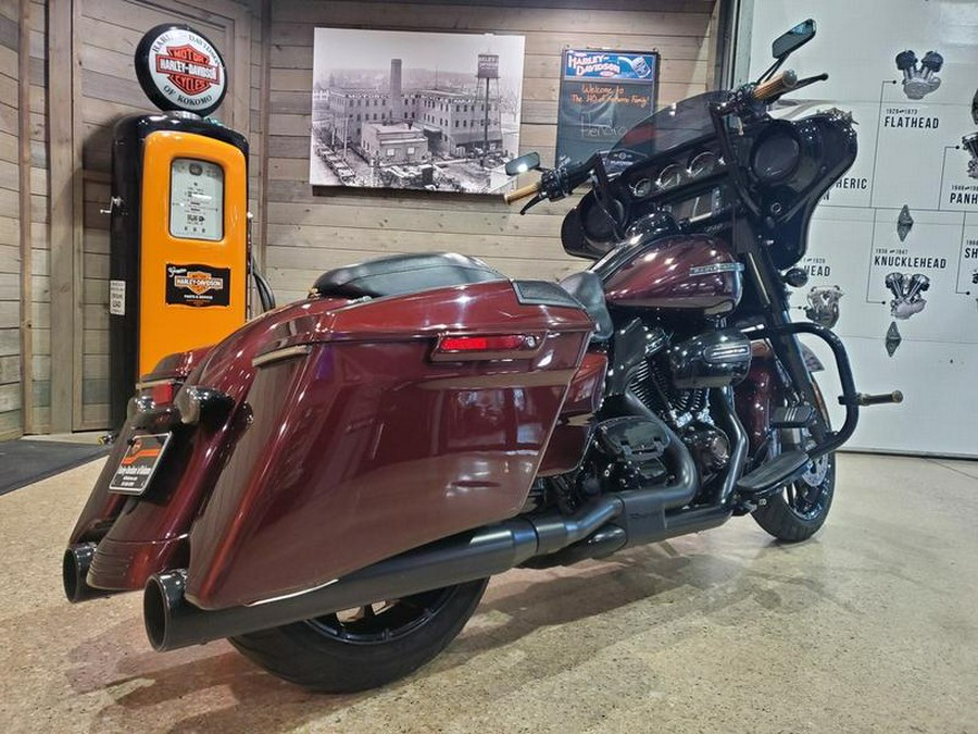 2018 Harley-Davidson® FLHXS - Street Glide® Special