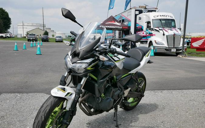 2021 Kawasaki Z650 ABS Pearl Blizzard White/Metallic Spark Black