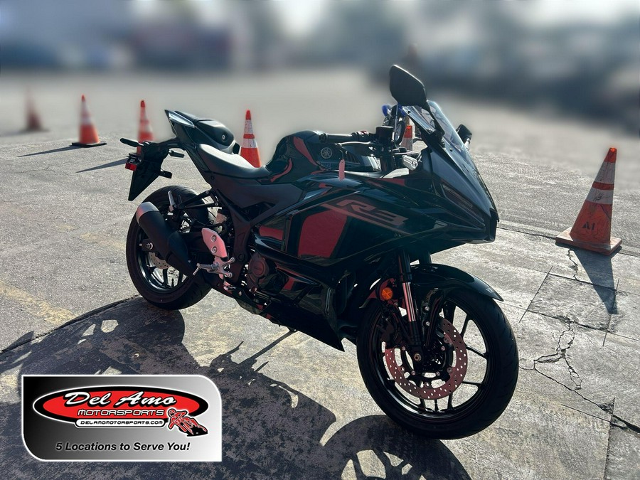 2026 Yamaha YZF-R3 ABS
