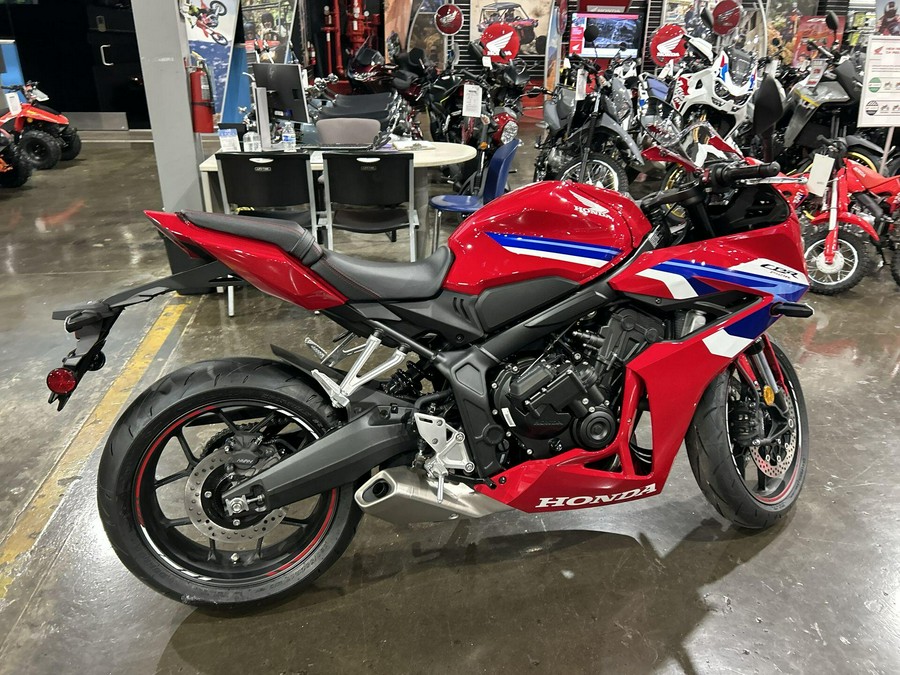 2026 Honda CBR650R E-CLUTCH