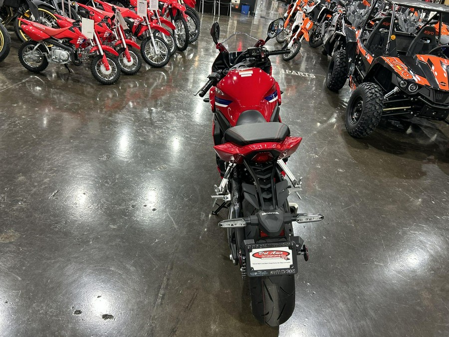 2026 Honda CBR650R E-CLUTCH