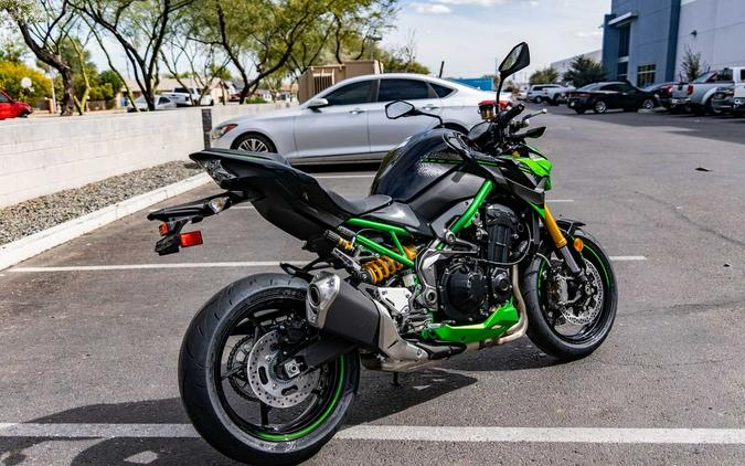 2024 Kawasaki Z900 SE ABS