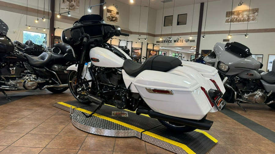 2024 Harley-Davidson® FLHX - Street Glide®