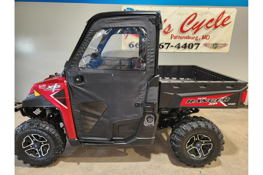 2017 Polaris Industries Ranger XP 1000 EPS Sunset Red, Cab