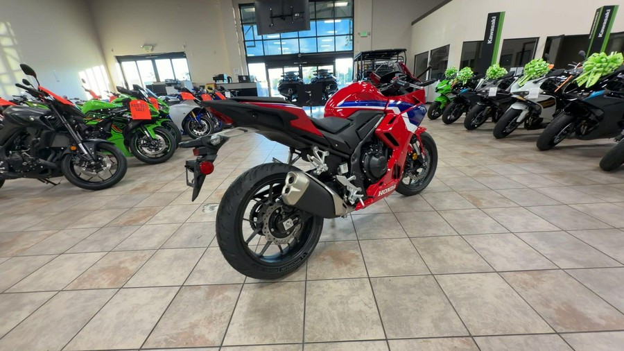 2025 Honda CBR500R ABS