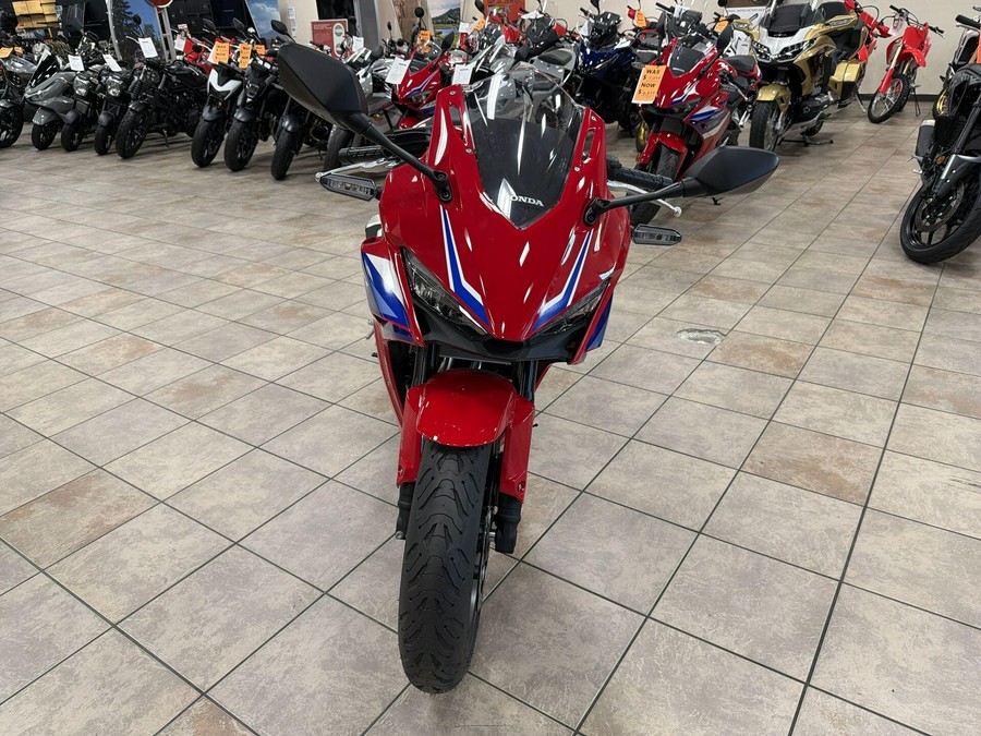 2025 Honda CBR500R ABS