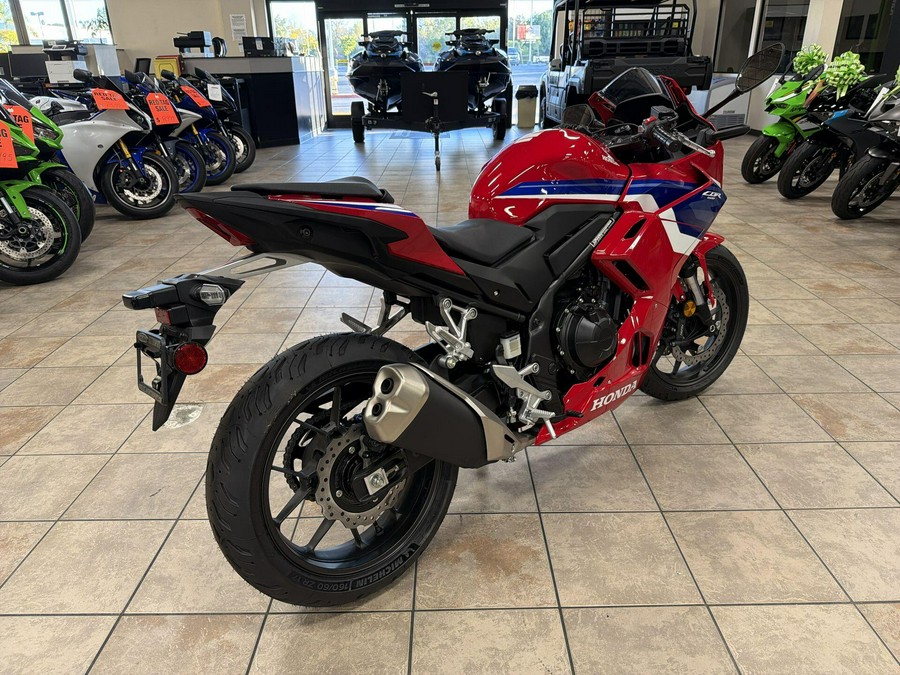 2025 Honda CBR500R ABS