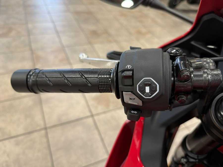 2025 Honda CBR500R ABS