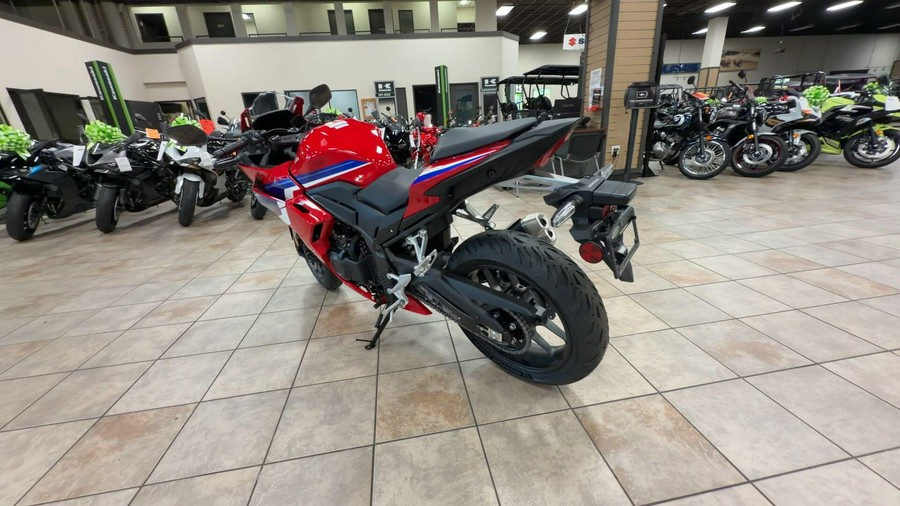 2025 Honda CBR500R ABS