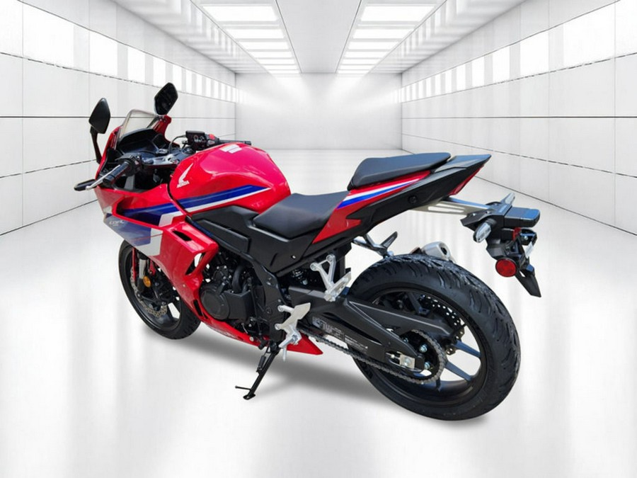 2025 Honda CBR500R ABS