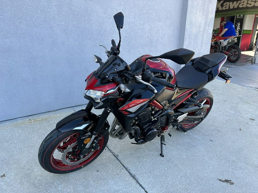 2024 Kawasaki Z900 ABS Candy Persimmon RedEbony