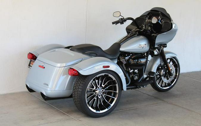 2024 Harley-Davidson® FLTRT - Road Glide® 3