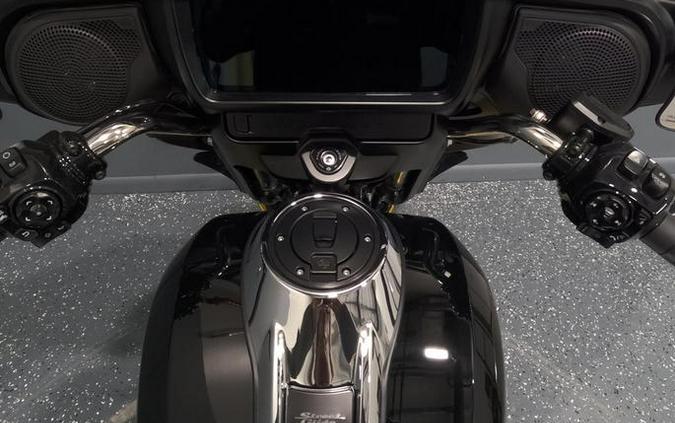 2024 Harley-Davidson® FLHX - Street Glide®