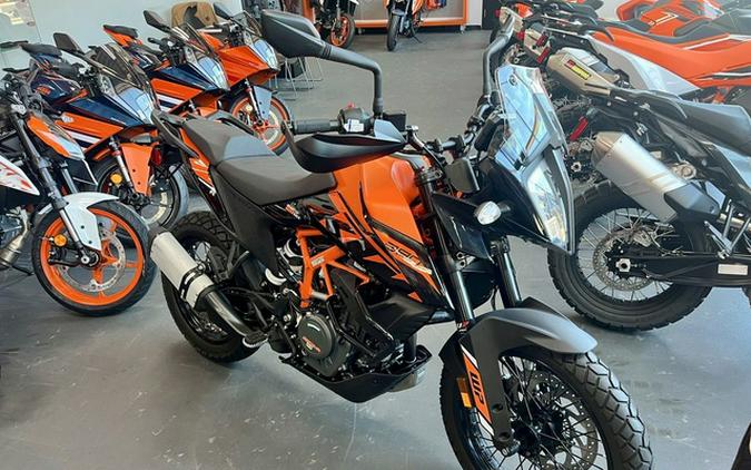 2024 KTM Adventure 390