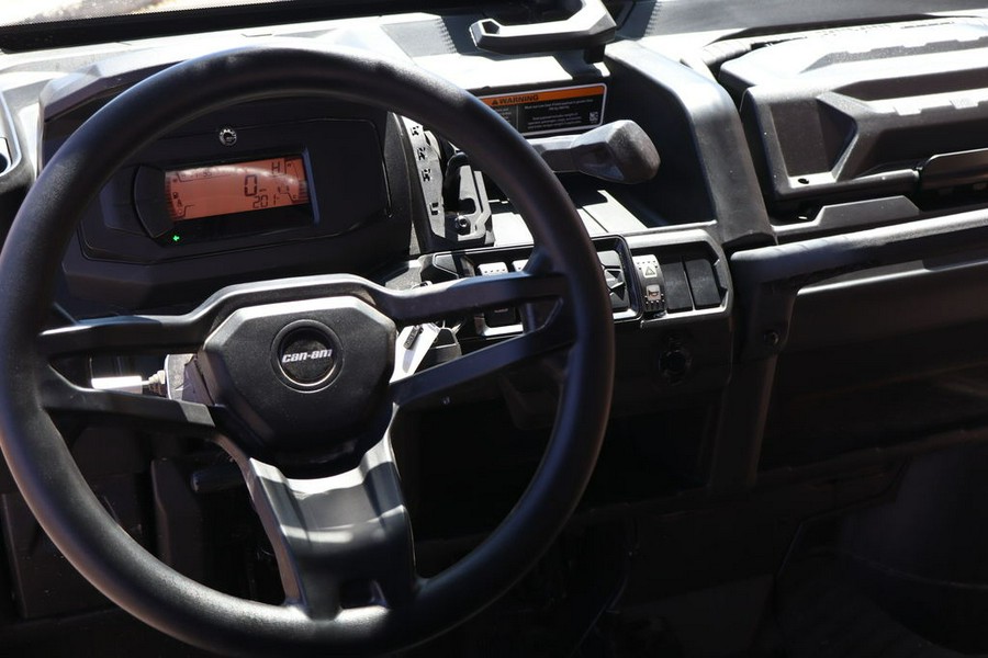 2025 Can-Am® Defender MAX XT HD10