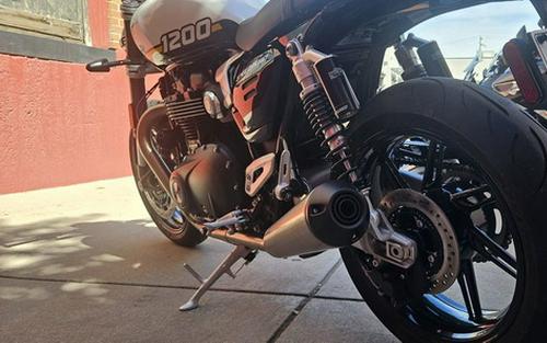 2026 Triumph Speed Twin 1200 Crystal WhiteSapphire Black