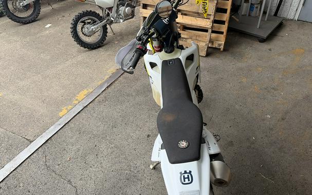 2025 Husqvarna Motorcycles FE350S