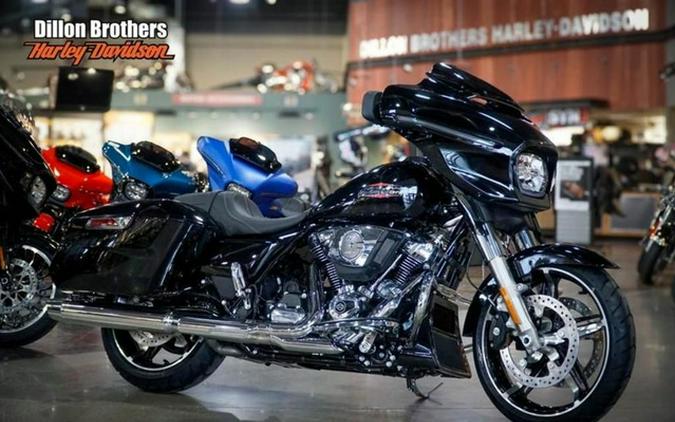 2026 Harley-Davidson Street Glide FLHX