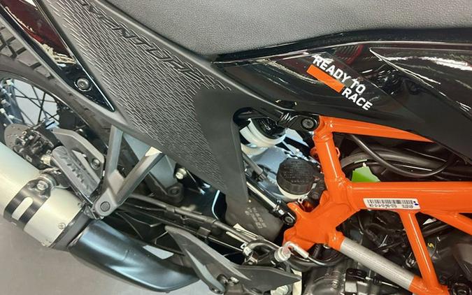 2024 KTM Adventure 390