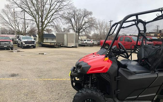2026 Honda Pioneer 700 Deluxe